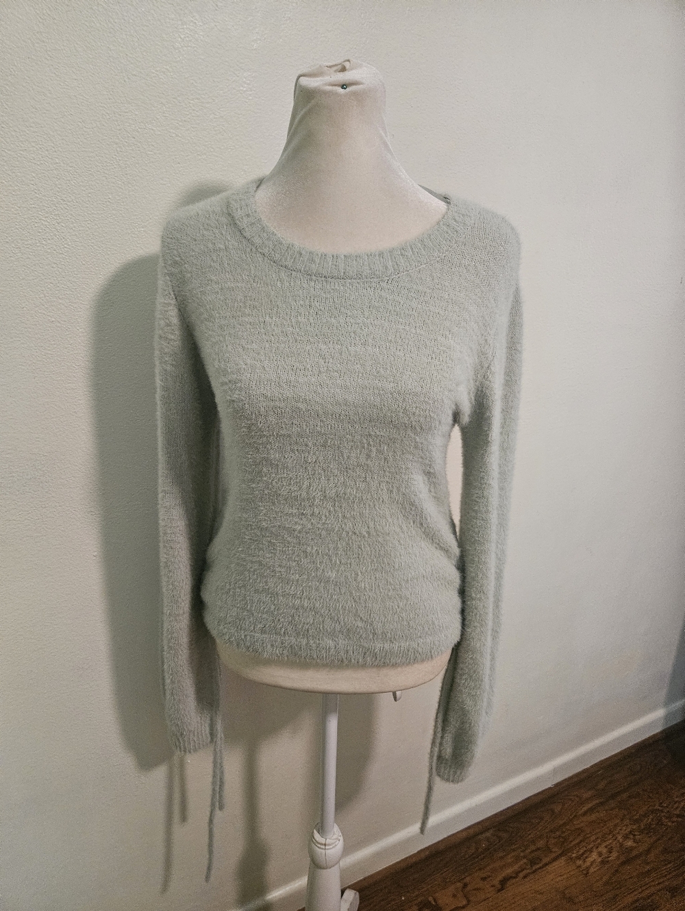 Pale Mint Pale Green Spring Fuzzy Sweater Nwt Medium Knox Rose